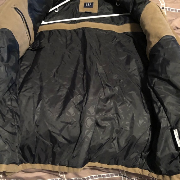 Men’s Winter Coat (GAP) - Picture 3 of 5